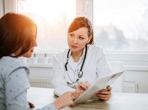 Studi: 80 Persen Pasien Berbohong Saat Konsultasi dengan Dokter