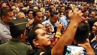 Jokowi juga menyampaikan ucapan terima kasih kepada KPK dan seluruh komponen anti-korupsi yang telah membangun budaya anti-korupsi di Indonesia.