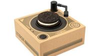 Keren! Music Box Mini Ini Keluarkan Musik Instrumental Saat Diisi Biskuit