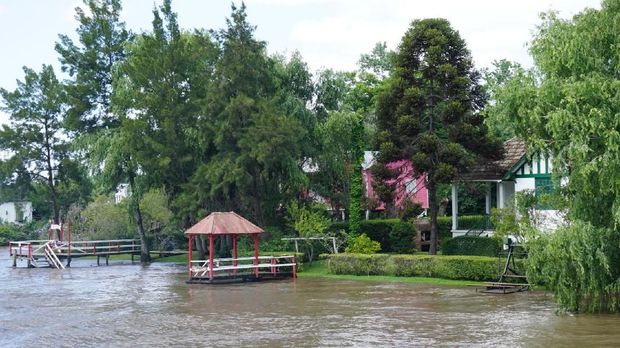 Sungai Rio Sarmiento di Argentina
