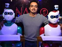 Wah, Robot di Resto Nepal Ini Layani Pengunjung dengan Cekatan!