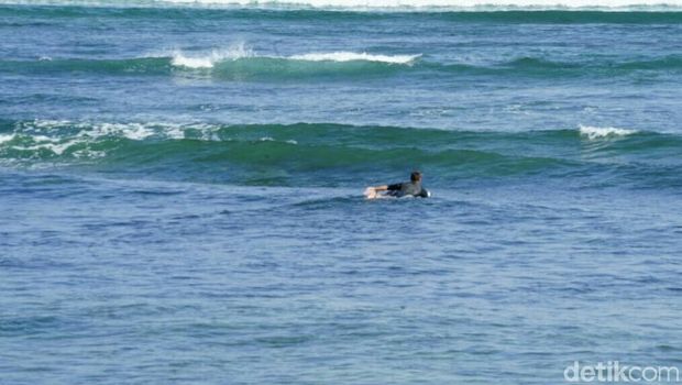 Pantai Plengkung