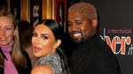 Langka! Pose Konyol Kanye West saat bersama Kim Kardashian