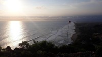 Pemandangan sunset dan pantai selatan terlihat dari sini (Pradito Rida Pertana/detikTravel)