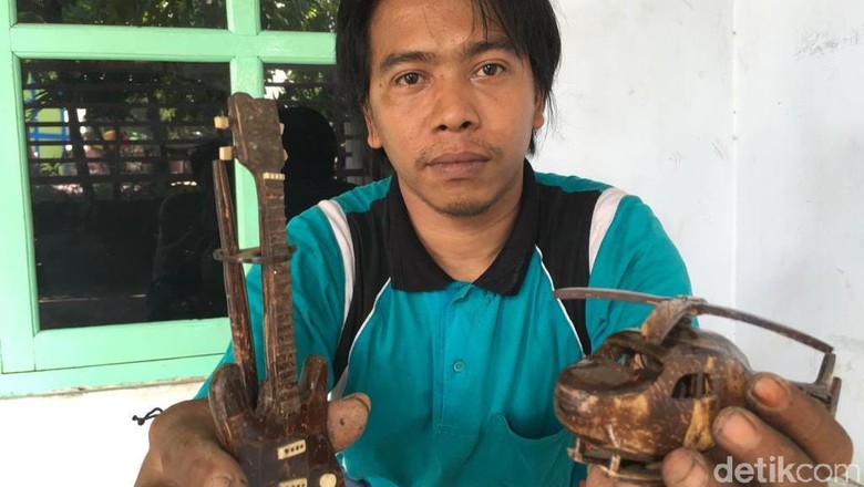 Berkah Pemuda Mojokerto yang Sulap Limbah Batok  Kelapa  