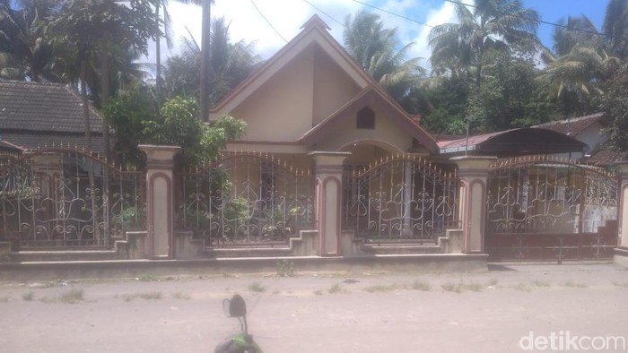 Seorang Istri Babak Belur Dihajar saat Pergoki Suami Bersama WIL