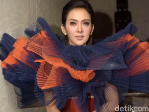 Evelyn Diminta Foto Candid Pernikahan Syahrini dan Reino Barack