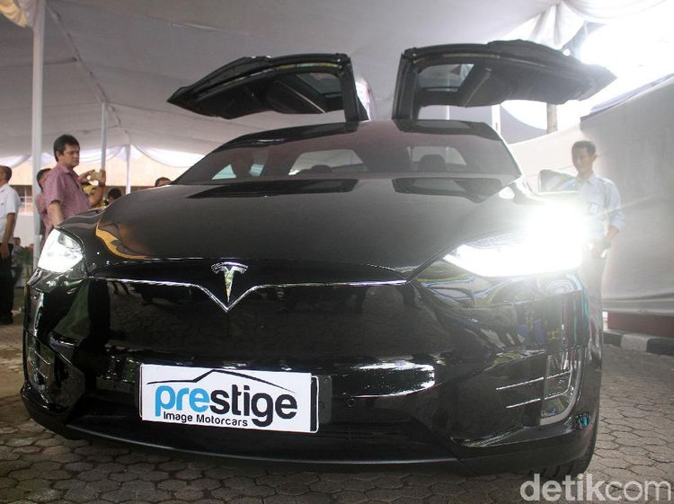Mobil Listrik Setara Rp 2,6 Miliar, Nongkrong di BPPT