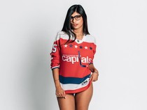 Pengakuan Mia Khalifa Keluar dari Industri Film Porno