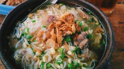 Bikin Pagi Hangat dengan Sarapan Soto Kwali yang Sedap