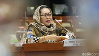 Ratna Batara Murti saat memaparkan misi dan visinya untuk menjadi calon anggota LPSK.