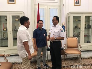 Pesan Anies untuk The Jak Mania