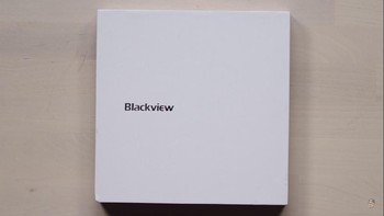 Blackview adalah salah satu vendor ponsel asal Hong Kong. Foto: YouTube/Unbox Therapy