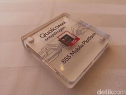 Penampakan Snapdragon 855 yang Lebih Kecil dari Koin Rp 500