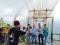 Wahai Traveler, Inilah Bukit Seribu Selfie di Probolinggo!