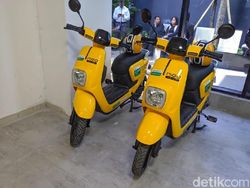 Kuning-kuning, Cerahnya Sepeda Listrik Bertarif Sewa Rp 6.000 Per Jam