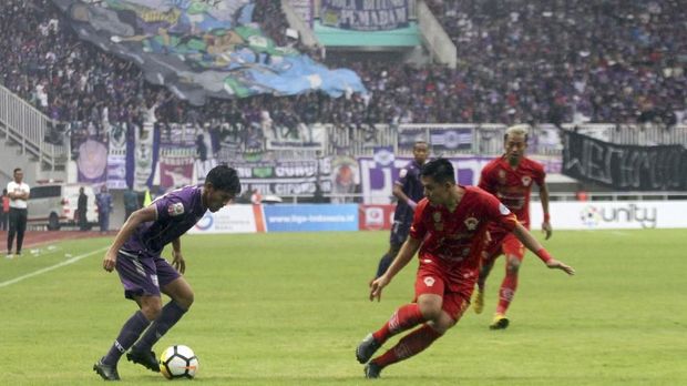 Kalteng Putra lolos ke Liga 1 2019 setelah sukses meraih peringkat ketiga mengalahkan Persita Tangerang di Liga 2. (