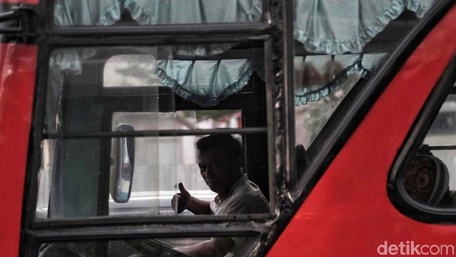 Metromini Riwayatmu Kini