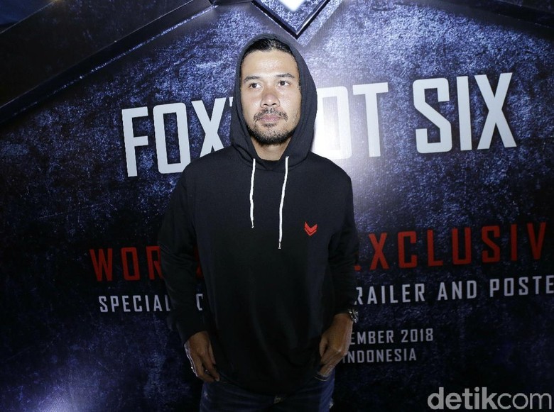Demi Foxtrot Six Chicco Jerikho Panjangkan Rambut hingga Latihan Menembak Demi Foxtrot Six Chicco Jerikho Panjangkan Rambut hingga Latihan Menembak