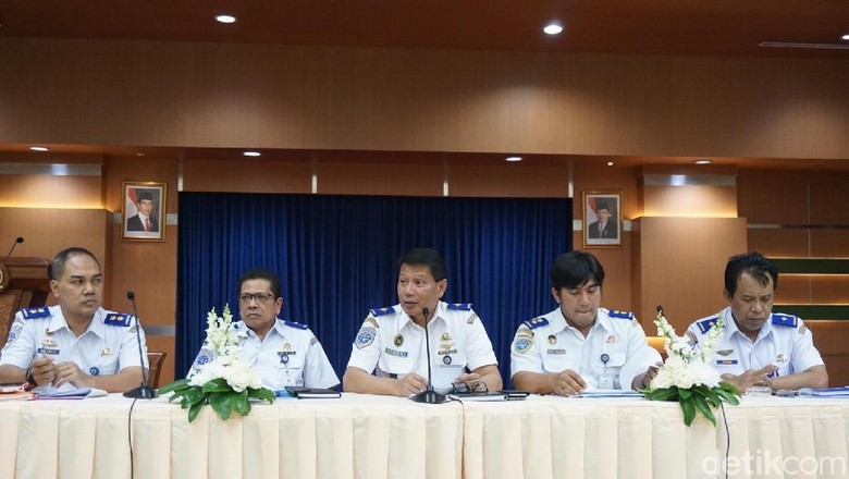 Antisipasi Teror Saat Natal, Kemenhub Buka Posko di 36 Bandara Antisipasi Teror Saat Natal, Kemenhub Buka Posko di 36 Bandara