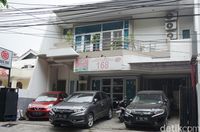 Pangsit Mie 168: Makan Bakmi Ayam Plus Kacang Mete yang Gurih Mulur