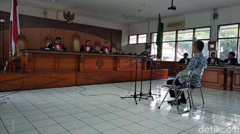 Terima Suap dari Napi Lapas Sukamiskin, Wahid: Saya Khilaf Terima Suap dari Napi Lapas Sukamiskin, Wahid: Saya Khilaf