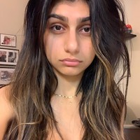 Mia hanya tiga bulan menjalani perannya sebagai bintang porno. Dia memilih untuk tidak lagi menjadi bintang film dewasa karena dia tak nyaman dengan kepopulerannya.  Foto: Instagram (@miakhalifa)