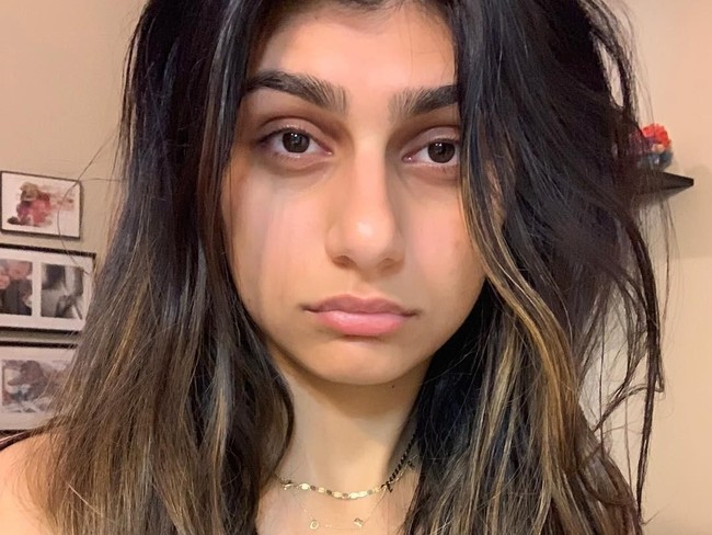 Mia hanya tiga bulan menjalani perannya sebagai bintang porno. Dia memilih untuk tidak lagi menjadi bintang film dewasa karena dia tak nyaman dengan kepopulerannya.  Foto: Instagram (@miakhalifa)