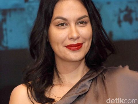 10 Perempuan Cantik di Kehidupan Ariel 'NOAH', Nomor 3 Manis Banget!
