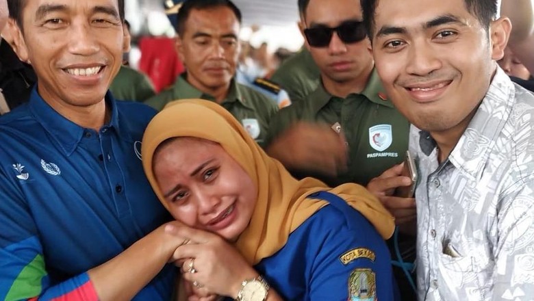 Ibu hamil yang ngidam bertemu Jokowi/ Foto: Instagram Ibu hamil yang ngidam bertemu Jokowi/ Foto: Instagram