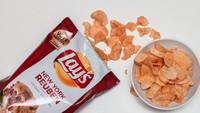 Cita rasa Lay’s di Amerika berbeda-beda tergantung wilayah. Saat kampanye Tastes of America, Lay’s memperkenalkan 8 rasa seperti New England Lobster Roll, New York Reuben, dan Cajun Spice. Foto: Istimewa