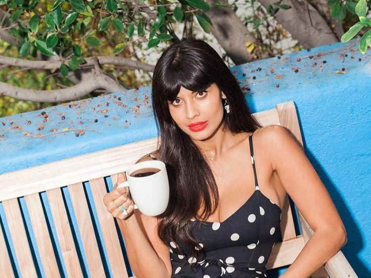 Manisnya Aktris Keturunan India, Jameela Jamil Saat Kulineran