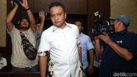 Dalam pertimbangan, hakim menilai perbuatan Irvan tidak mendukung pemerintah yang gencar memberantas korupsi. Selain itu, korupsi adalah kejahatan luar biasa atau extra ordinary crime. Irvanto juga dianggap tidak maksimal memberikan pengakuan, sehingga masih banyak yang ditutupi.