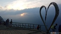 Spot foto berbentuk hati ini cukup digemari traveler (M Rofiq/detikTravel)