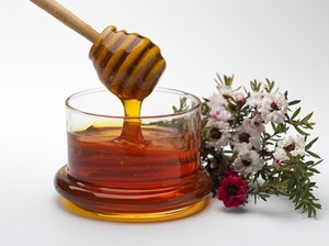 11 Manfaat Madu Saat Puasa