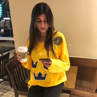 Cara ini tidak memvalidasku. Bukan seperti ini. Bukan hal ini yang perlu aku lakukan untuk membangun percaya diri, ungkap Mia seperti dikutip Daily Dot.  Foto: Instagram (@miakhalifa)