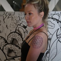 Sebagai seorang vegan, Cath kerap menyuarakan kritik kerasnya pada mereka yang masih mengonsumsi produk hewani. Tentu saja akibat sikapnya itu dia kerap diserang haters. Namun hal itu tidak menyurutkannya melakukan gerakan sosial mengkampanyekan soal kekejaman manusia pada hewan. Foto: Dok. Instagram @cathkendall