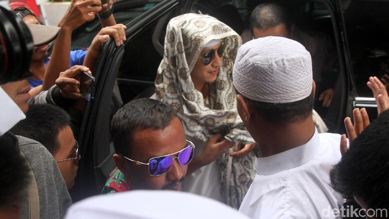 Habib Bahar bin Smith: Kita Jalani Apapun Risikonya Habib Bahar bin Smith: Kita Jalani Apapun Risikonya