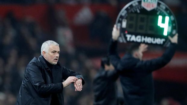 Mourinho isyaratkan rotasi pemain melawan Valencia.