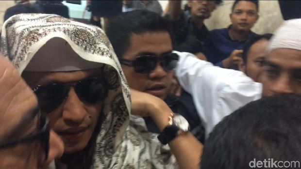 Habib Bahar bin Smith datang ke Bareskrim