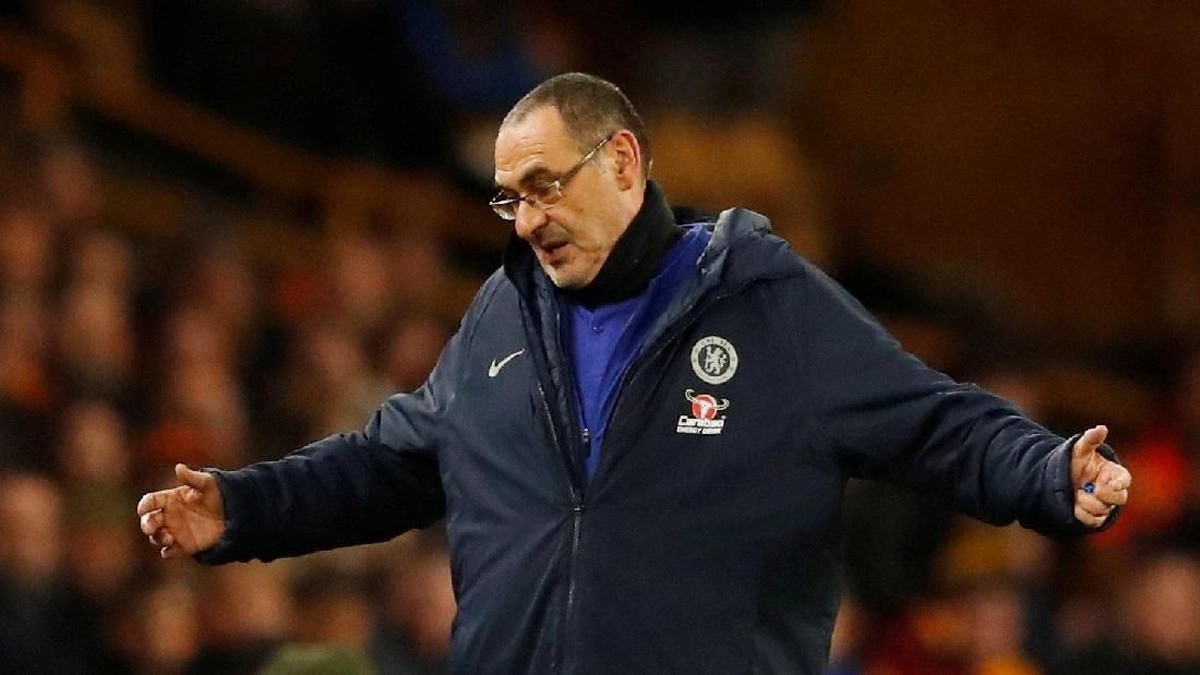 Maurizio Sarri menyoroti kelemahan Chelsea jelang lawan Manchester City (Foto: Andrew Boyers/REUTERS)