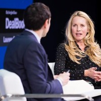 Wanita lulusan Universitas Stanford itu bertemu dengan Steve di kampus. Ketika itulah keduanya jatuh cinta. Foto: dok. Getty Images