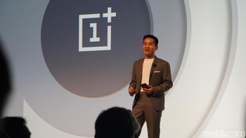 9. OnePlus berusia 8 tahun. Foto: Agus Tri Haryanto/inet