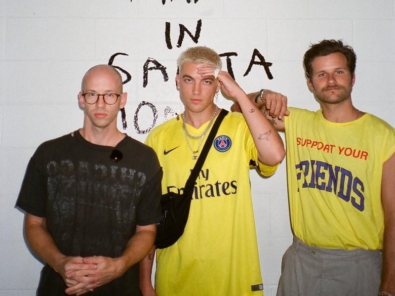 7 Fakta LANY, Grup Musik yang Konsernya Mendadak Batal Foto: LANY (Instagram) 7 Fakta LANY, Grup Musik yang Konsernya Mendadak Batal Foto: LANY (Instagram)