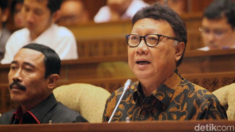 Bupati Kotim Tersangka, Mendagri: Serahkan Saja ke KPK Bupati Kotim Tersangka, Mendagri: Serahkan Saja ke KPK