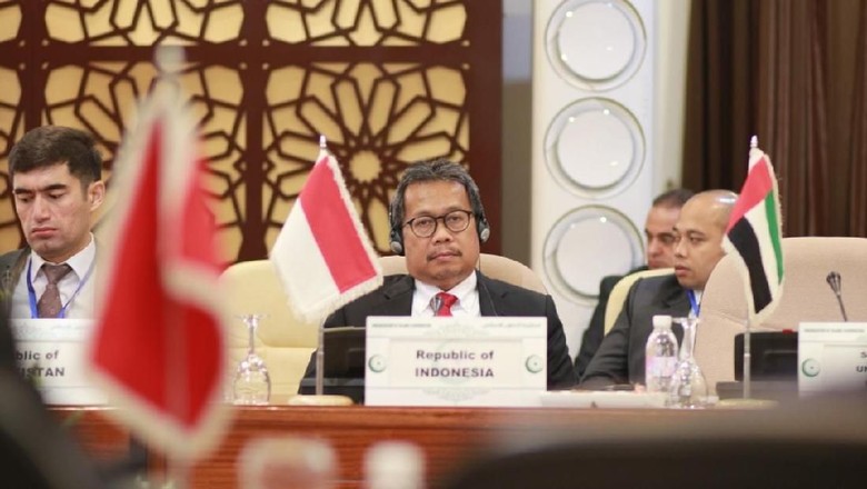 KJRI Jeddah Berhasil Cairkan Rp 7,6 M Gaji TKI yang Dikemplang Majikan KJRI Jeddah Berhasil Cairkan Rp 7,6 M Gaji TKI yang Dikemplang Majikan