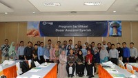 Peserta pelatihan merupakan mitra bisnis NasionalRe dari perusahaan asuransi general syariah, asuransi jiwa syariah, dan penjaminan syariah yang keseluruhan berjumlah 30 peserta. Acara ini diharapkan dapat terus menjalin kerjasama yang baik antara NasionalRe dengan mitra bisnis untuk pertumbuhan bisnis yang berkesinambungan. Foto: dok. NasionalRe