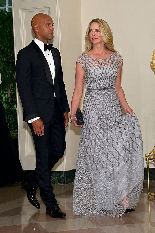 Setelah kematian Steve Jobs di 2011 karena kanker pankreas, Laurene lebih banyak beraktivitas. Mungkin ia lebih memilih menyibukkan diri dibanding meratapi kesedihan setelah kepergian sang suami. Foto: dok. Getty Images