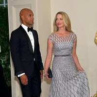 Setelah kematian Steve Jobs di 2011 karena kanker pankreas, Laurene lebih banyak beraktivitas. Mungkin ia lebih memilih menyibukkan diri dibanding meratapi kesedihan setelah kepergian sang suami. Foto: dok. Getty Images