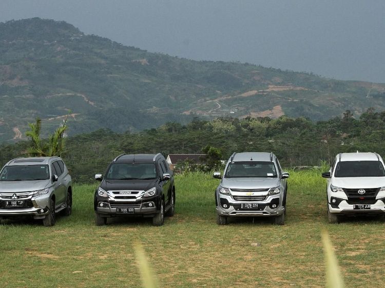 Adu Stabil 4 SUV Bongsor di Indonesia, Mana yang Terbaik?